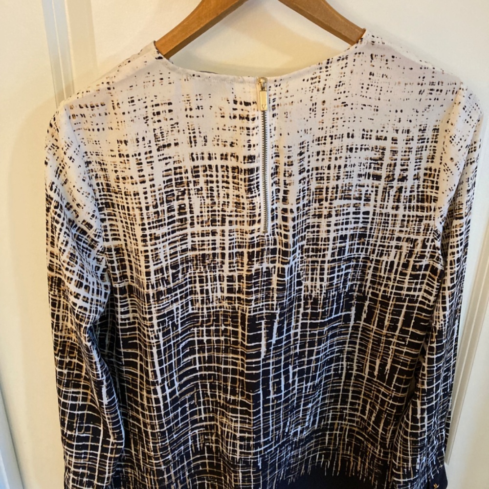 Vince Camuto Gold, White and Black Dressy Blouse Sz S - Picture 5 of 6
